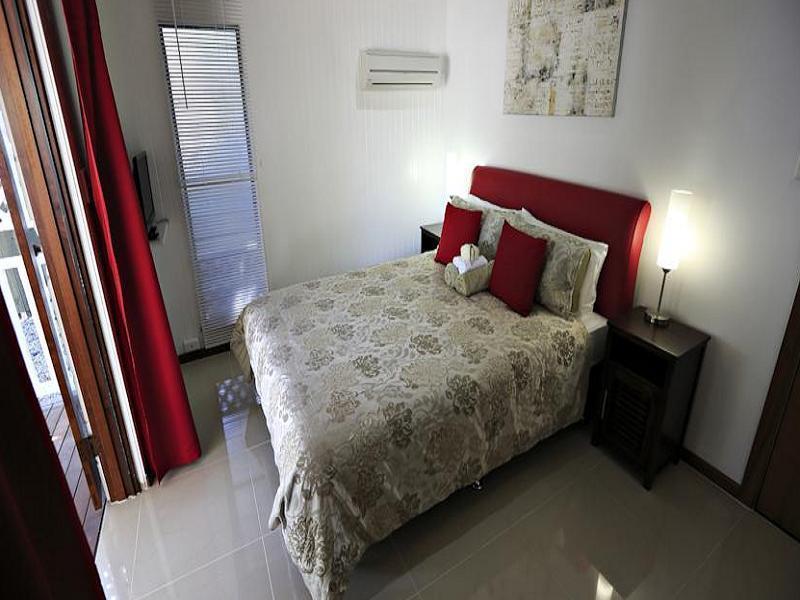 South Pacific Bed & Breakfast Кліфтон-Біч Екстер'єр фото