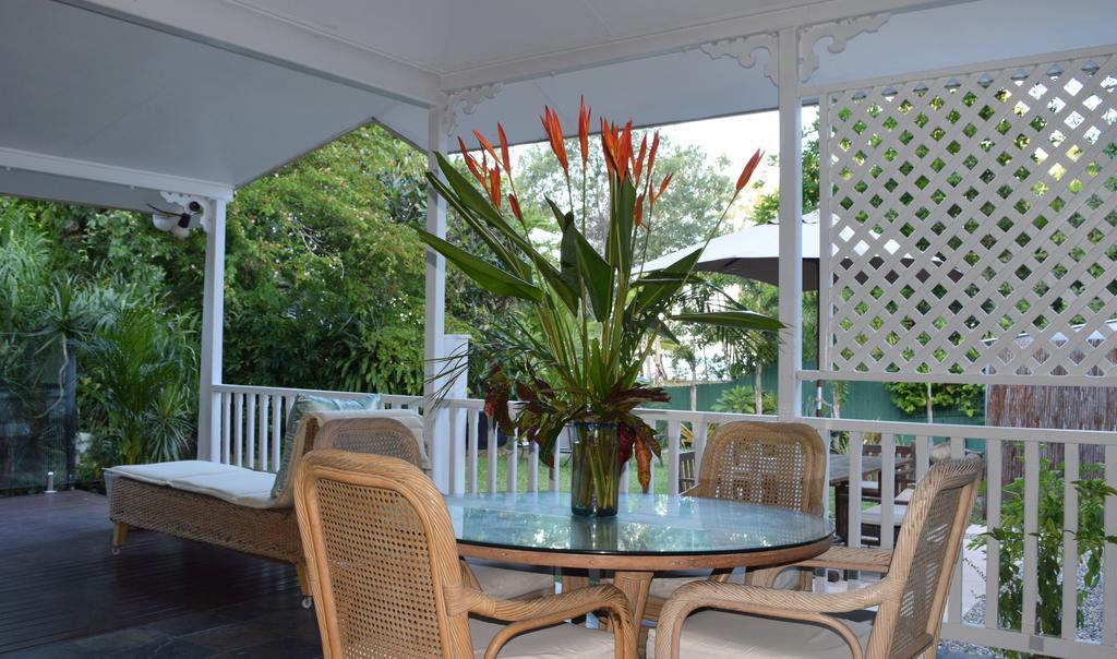 South Pacific Bed & Breakfast Кліфтон-Біч Екстер'єр фото