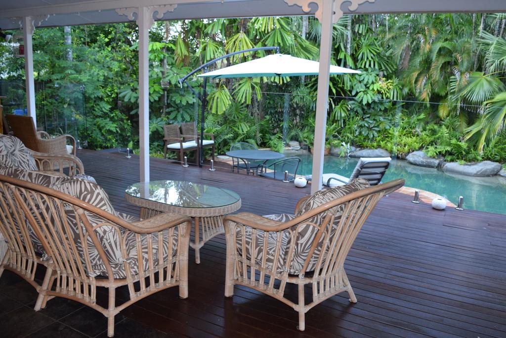 South Pacific Bed & Breakfast Кліфтон-Біч Екстер'єр фото